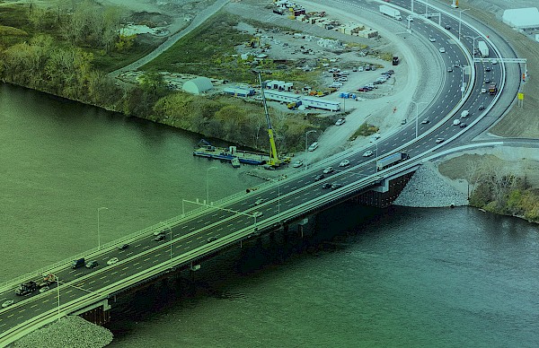 Deconstruction of the Île des Soeurs Bypass Bridge | Live images